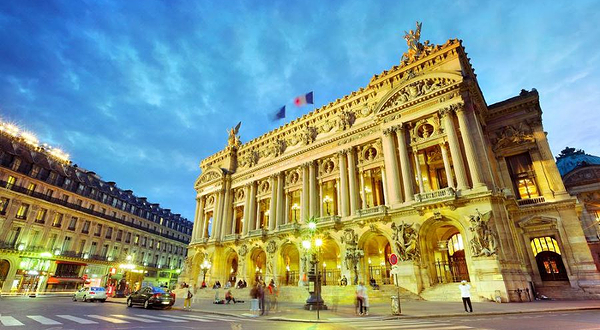 巴黎歌剧院广场