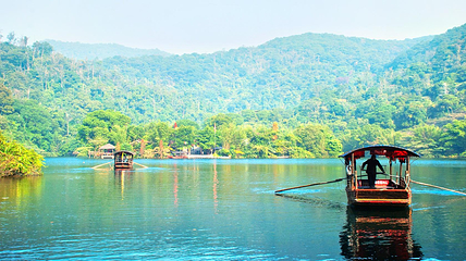 星湖旅游景区第 24 张图片