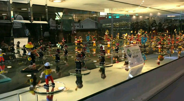 玻璃妈祖庙护圣宫