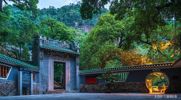 西樵山-白云洞风景区