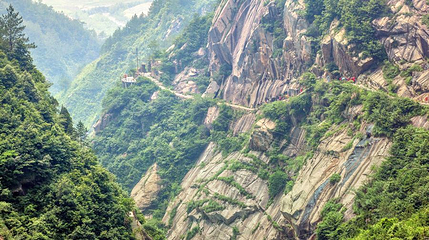 蓝天凹第 1 张图片