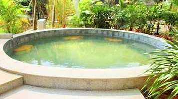 龙翔谷养生温矿泉