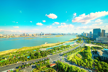 秋水广场第 2 张图片