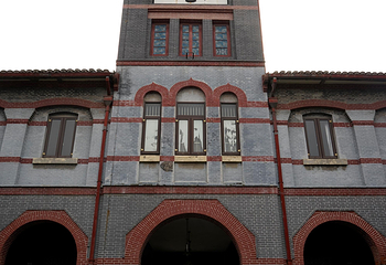 华东政法大学(长宁校区)第 21 张图片