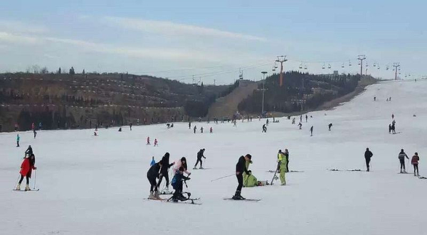 九龙国际滑雪场