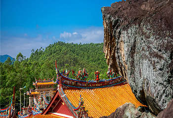 长泰鼓鸣岩风景区第 4 张图片