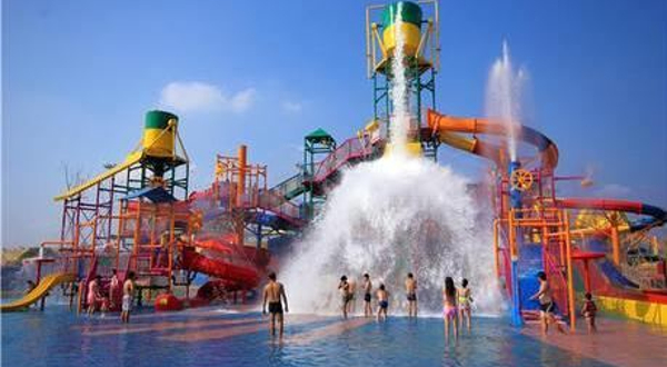 环球名胜梦幻水乐园