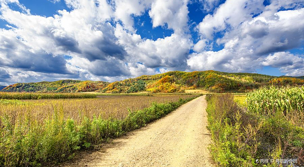 敦化市寒葱岭枫叶谷红色旅游景区
