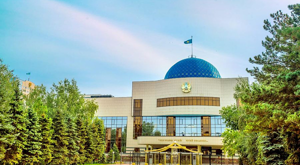 阿斯塔纳市政府