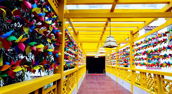 华美达康巴服饰锅庄晚会(华美达安可酒店稻城亚丁店)