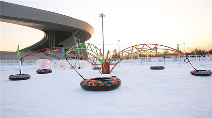 铁西冰雪大世界(重工街体育场)第 1 张图片