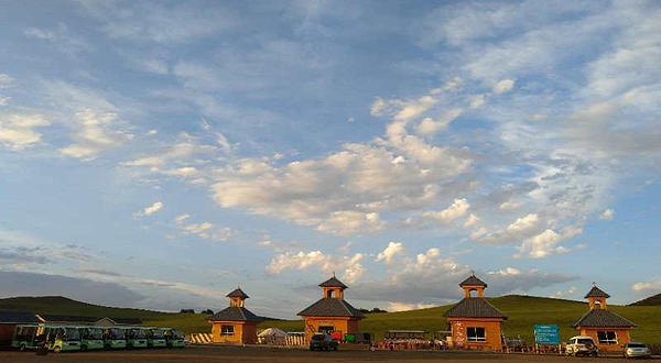 乌兰布统诺根塔拉野生动物乐园