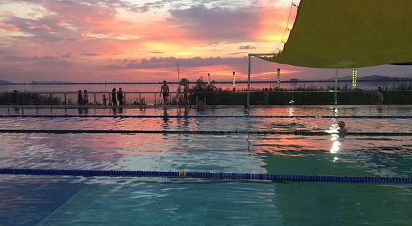 东太湖游泳场