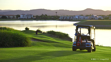 天安假日高尔夫球场