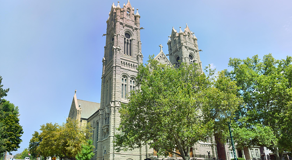 马德琳主教座堂