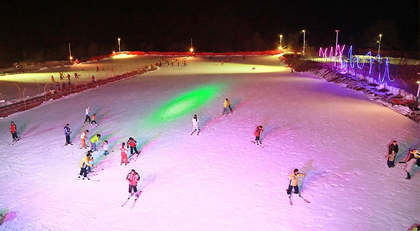 紫柏山国际滑雪场