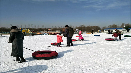 太白湖滑雪场第 7 张图片