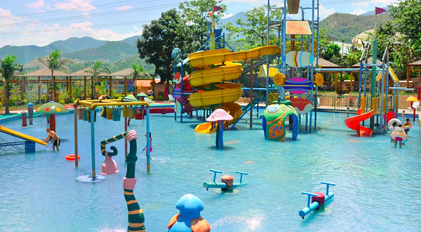 龙潭清泉水世界