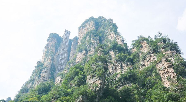 百龙天梯