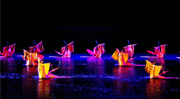 《归来三峡》实景演艺