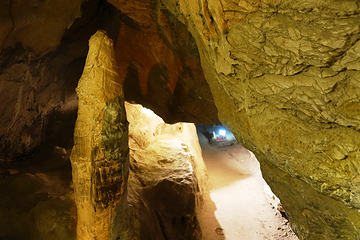 西安辋川溶洞第 19 张图片