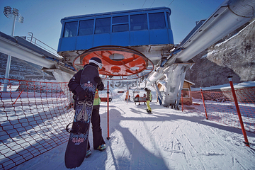抱龙山凤凰岭滑雪场第 8 张图片