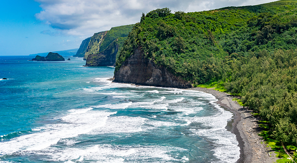 波洛卢山谷观景点和小径
