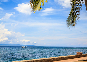 杜马盖地海滨大道