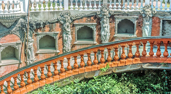 古谱特什瓦尔·玛哈德布洞穴