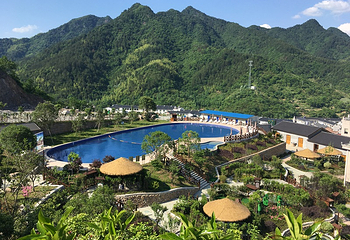 大盘山温泉山庄第 1 张图片