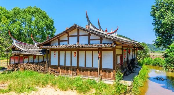 十八寨（忠山民俗村）