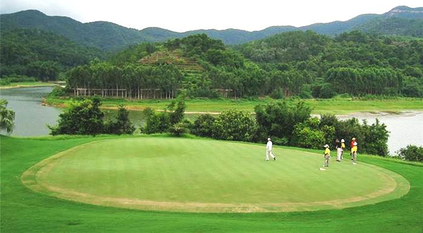 荔湖高尔夫球会