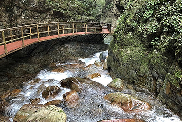 九龙潭自然风景区第 8 张图片