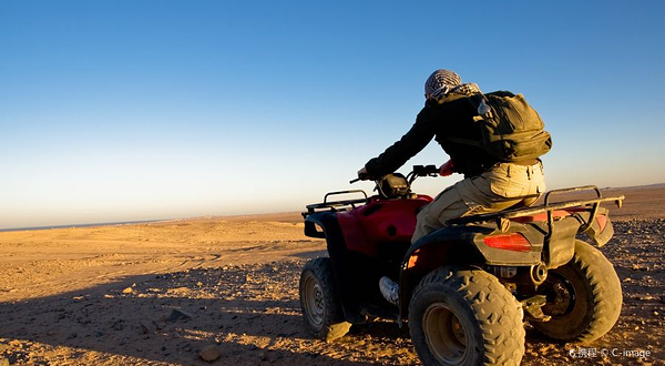 斯蒂芬斯港摩托沙漠骑行