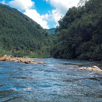 贵港市平南县马练乡利俩村金月潭漂流