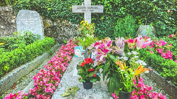 奥黛丽赫本之墓