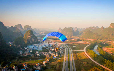 阳朔燕莎航空运动营地第 1 张图片