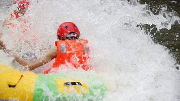 南阳南召白河漂流