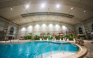 蓝宝石温泉水世界