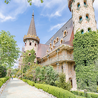 Ravadinovo Castle
