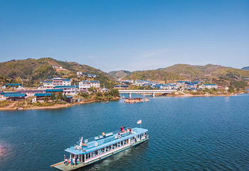 清江湖景区第 2 张图片