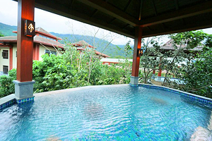 七仙岭鸟巢温泉