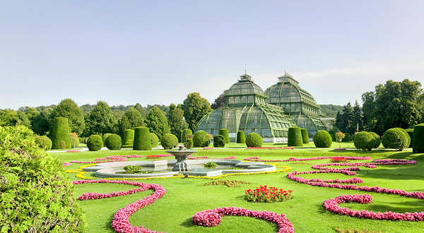 维也纳美泉宫橘园