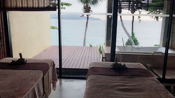 卡伦悬崖海景听涛水疗中心