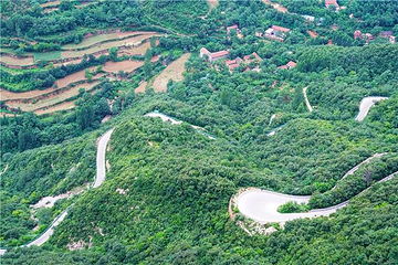 伏羲山红石林景区第 5 张图片
