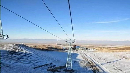 巩留县伊勒格代冰雪运动中心滑雪场第 1 张图片