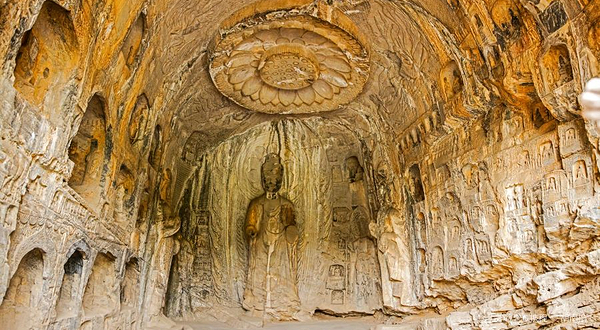 龙门西山石窟-莲花洞