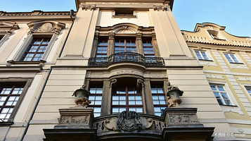 克拉姆-葛拉斯宫