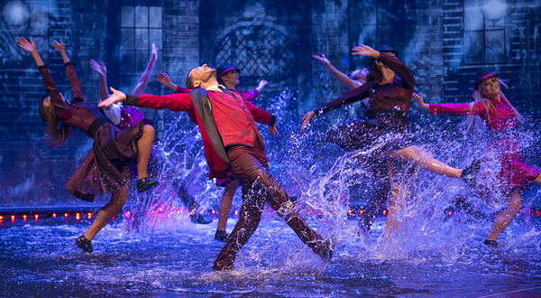 拉斯维加斯《惊奇世界秀》