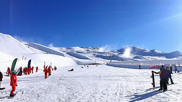 卓越山雪鞋行走